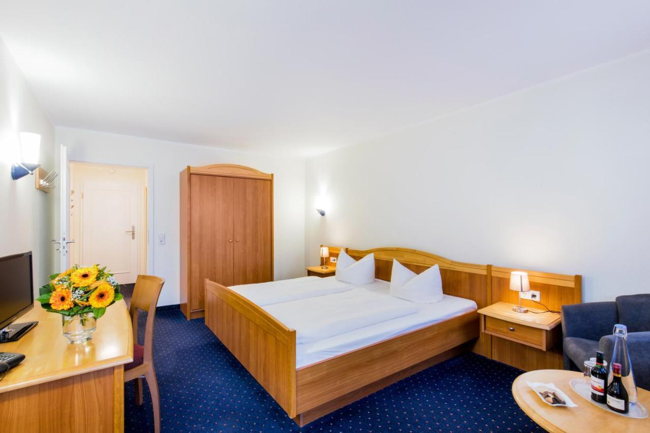 Hotel Hubertusbaude à Waltersdorf  Extérieur photo