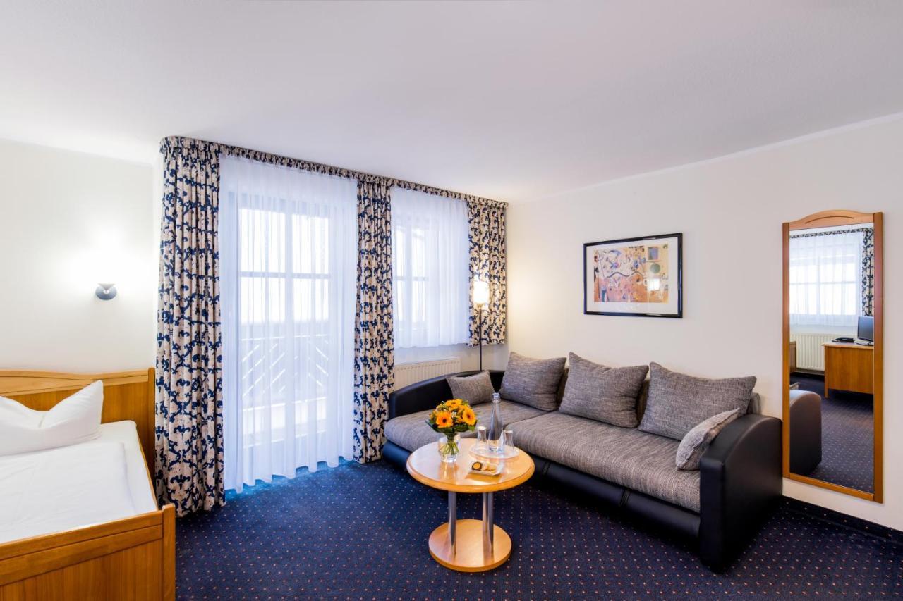 Hotel Hubertusbaude à Waltersdorf  Extérieur photo