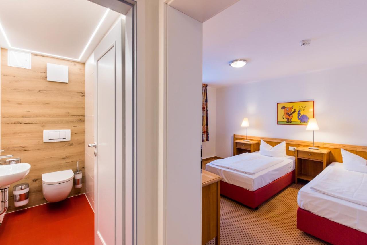 Hotel Hubertusbaude à Waltersdorf  Extérieur photo