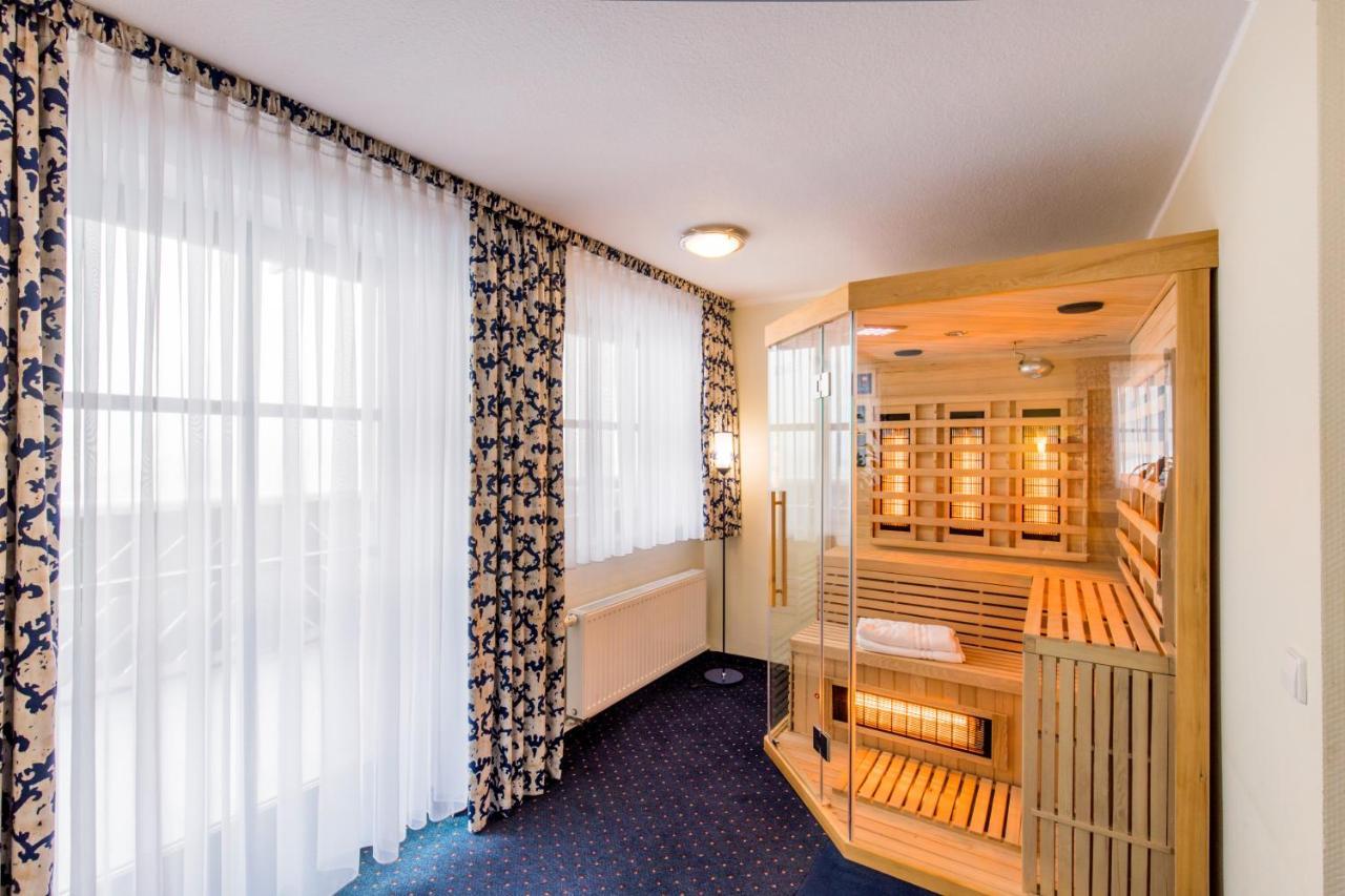 Hotel Hubertusbaude à Waltersdorf  Extérieur photo