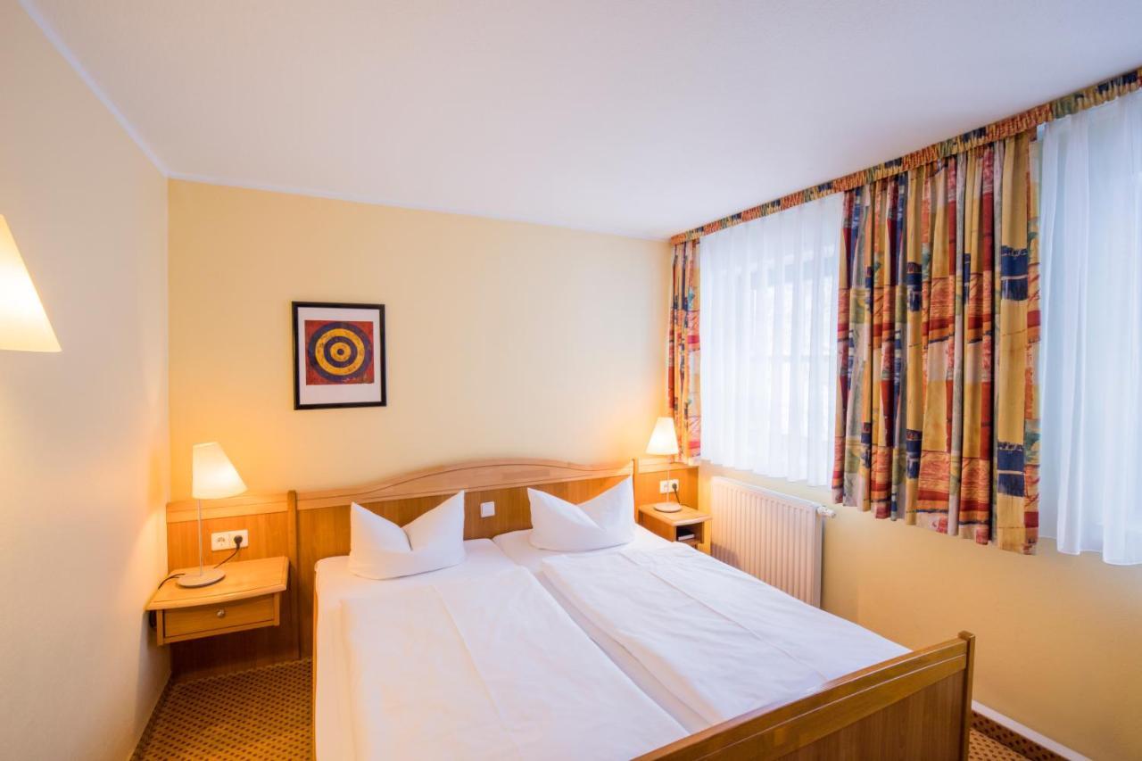 Hotel Hubertusbaude à Waltersdorf  Extérieur photo
